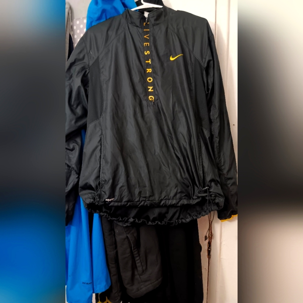 Nike pull over jacket